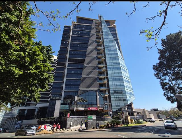 423M² OFFICE TO LET IN SANDTON CENTRAL